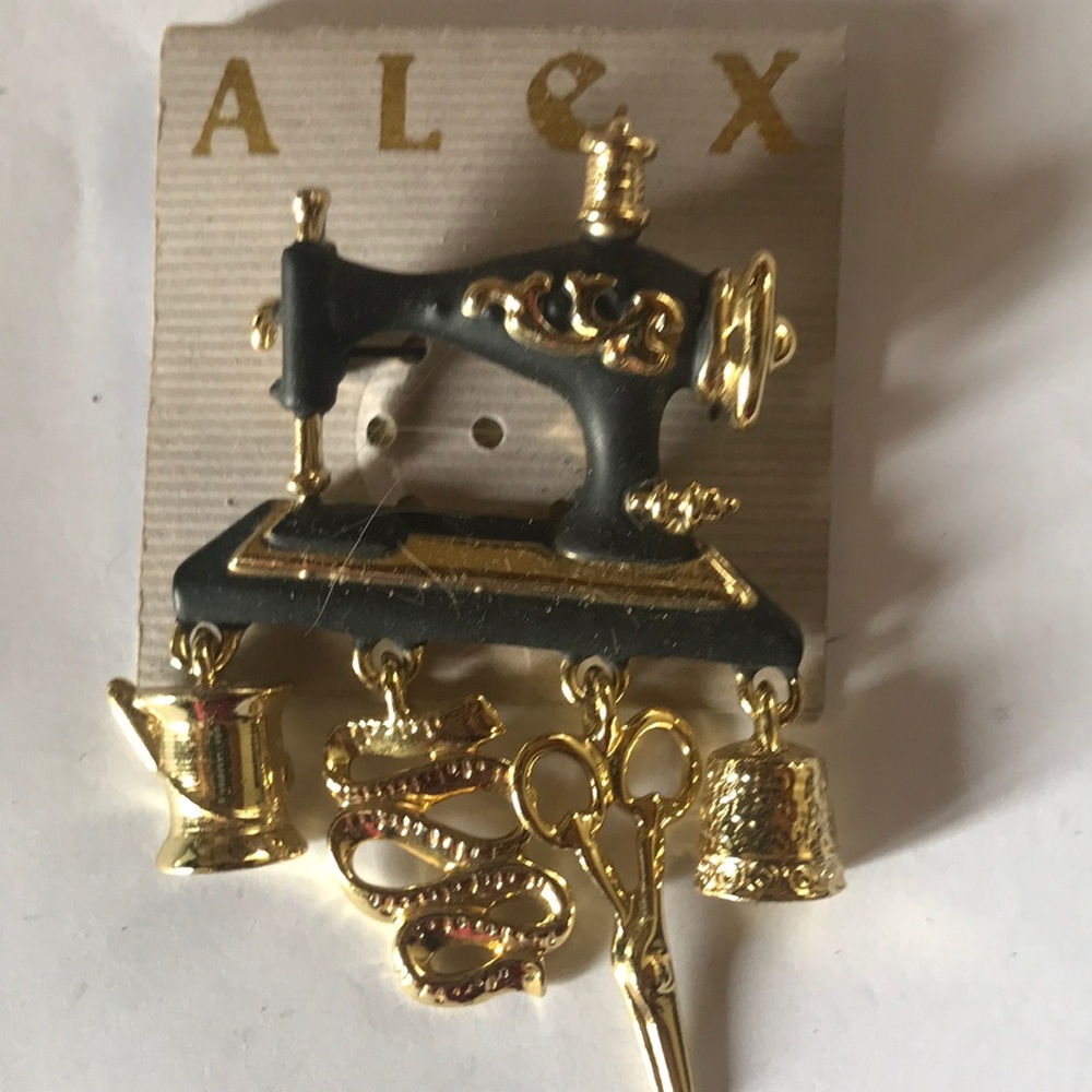 Brooch